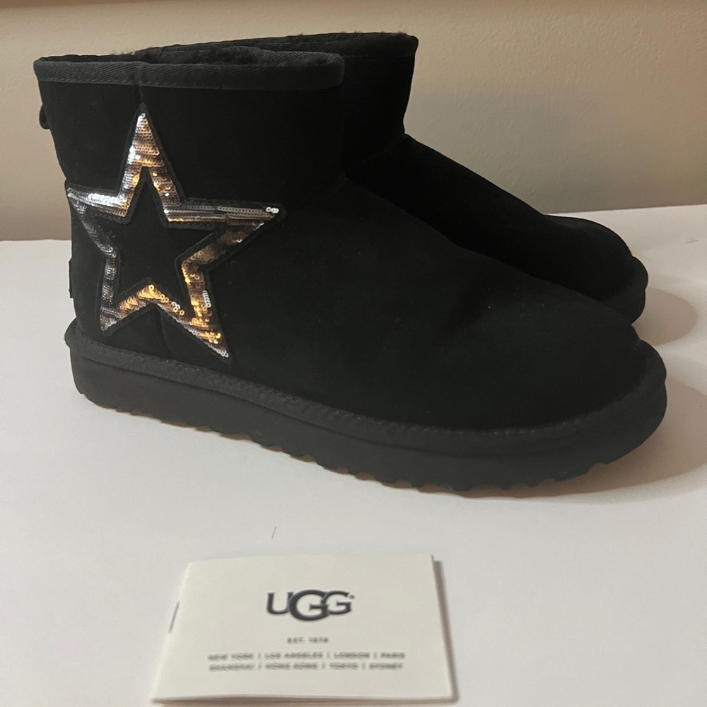 UGG